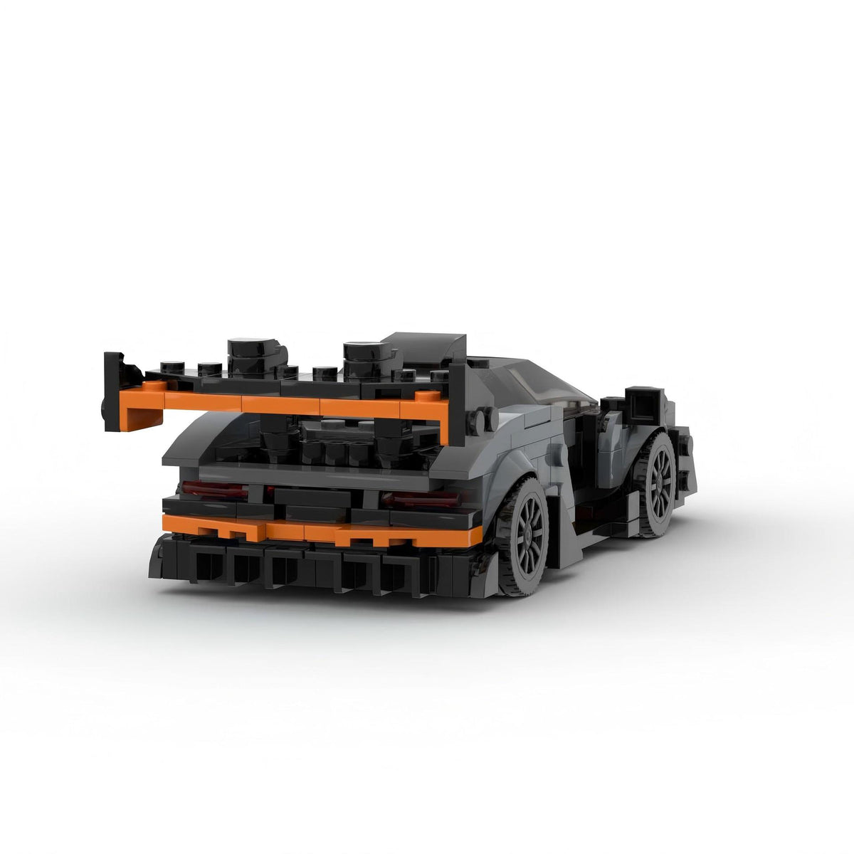 McLaren Senna